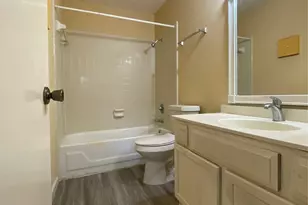9700 Leawood Blvd, Houston, TX 77099 - Photo 15