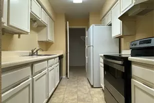 9700 Leawood Blvd, Houston, TX 77099 - Photo 7