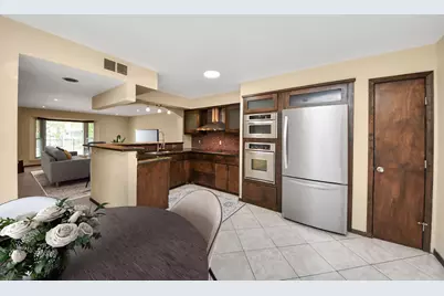 7655 Bellerive Drive #3, Houston, TX 77036 - Photo 13