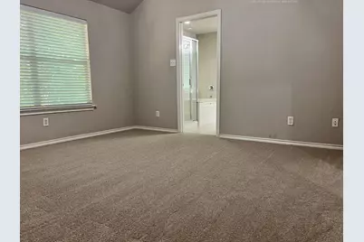 114 N Camellia Grove Circle, The Woodlands, TX 77382 - Photo 13