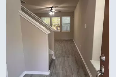 114 N Camellia Grove Circle, The Woodlands, TX 77382 - Photo 3