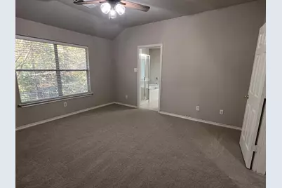 114 N Camellia Grove Circle, The Woodlands, TX 77382 - Photo 11