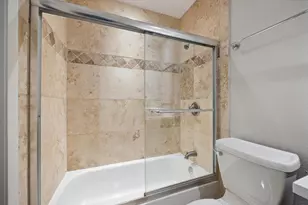 3616 Ocee St, Houston, TX 77063 - Photo 9