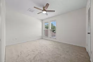 1375 Bullock Ln, Houston, TX 77055 - Photo 25