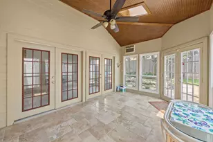 1375 Bullock Ln, Houston, TX 77055 - Photo 27