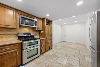 1375 Bullock Lane, Houston, TX 77055 - Photo 17