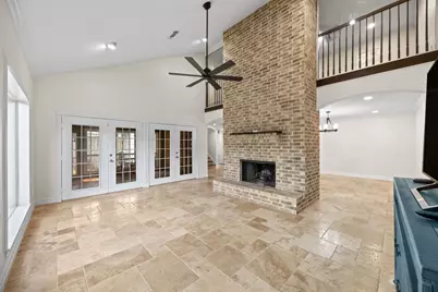 1375 Bullock Lane, Houston, TX 77055 - Photo 9