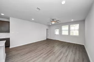 11122 Liberty Bell Ln, Cleveland, TX 77328 - Photo 15