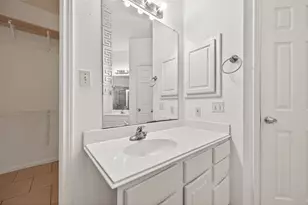 14914 W Bend Dr, Houston, TX 77082 - Photo 33