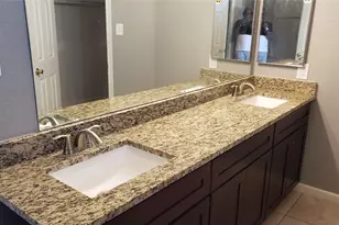 2707 Oakdale Ct, Stafford, TX 77477 - Photo 7