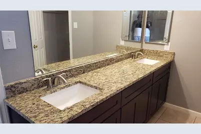 2707 Oakdale Court, Stafford, TX 77477 - Photo 7