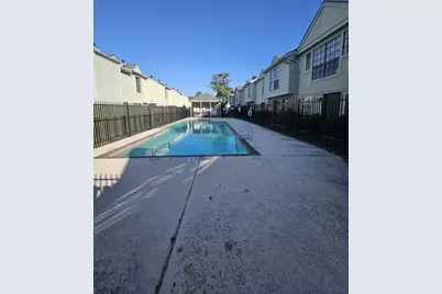 8636 Village Of Fondren Drive #8636, Houston, TX 77071 - Photo 9