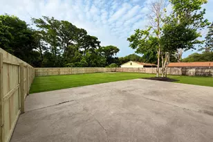 1313 Cos St, Liberty, TX 77575 - Photo 25