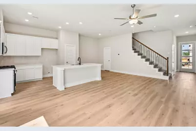 13214 Opera Drive, Houston, TX 77047 - Photo 5