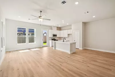 13214 Opera Drive, Houston, TX 77047 - Photo 3