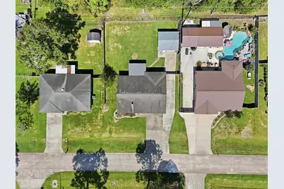 9819 Forest Hollow Drive, Baytown, TX 77521 - Photo 29