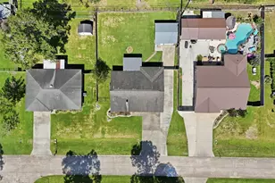 9819 Forest Hollow Dr, Baytown, TX 77521 - Photo 29