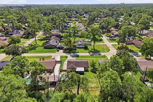 9819 Forest Hollow Dr, Baytown, TX 77521 - Photo 31