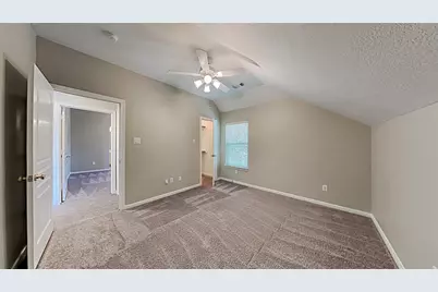 12402 Santiago Cove Lane, Houston, TX 77041 - Photo 15