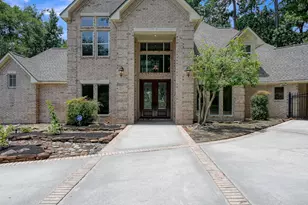 2205 Longmire Rd, Conroe, TX 77304 - Photo 3