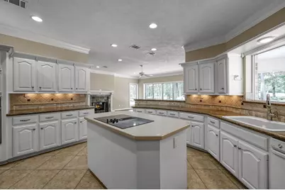 2205 Longmire Road, Conroe, TX 77304 - Photo 13