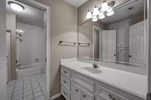2205 Longmire Rd, Conroe, TX 77304 - Photo 29