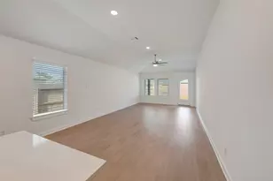 1738 W Stroker Rd, Crosby, TX 77532 - Photo 5