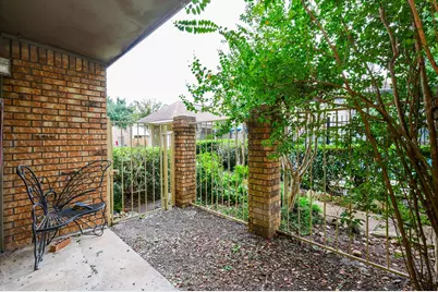 10615 Briar Forest Drive #403, Houston, TX 77042 - Photo 19