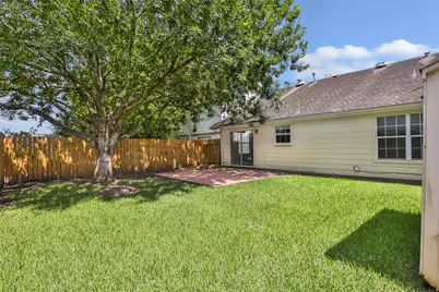 10423 Briar Patch Street, Baytown, TX 77523 - Photo 17
