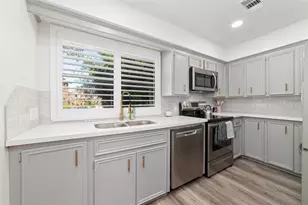 717 Davis Rd, League City, TX 77573 - Photo 7