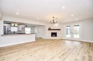 5642 Cartagena St, Houston, TX 77035 - Photo 11