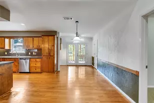 18085 Lake Dr E, Willis, TX 77378 - Photo 17
