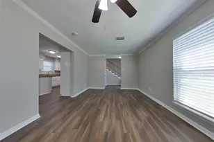 6128 Silver Leaf Dr, League City, TX 77573 - Photo 3