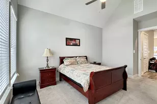 10928 Brambling Wood Dr, Houston, TX 77043 - Photo 11