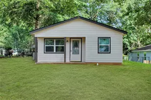 13 Hill Ln, Coldspring, TX 77331 - Photo 1