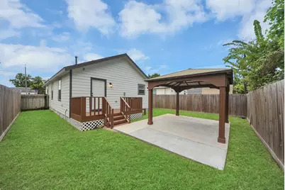 821 E 36th Street, Houston, TX 77022 - Photo 11