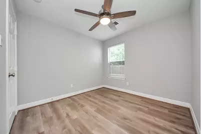 821 E 36th Street, Houston, TX 77022 - Photo 35