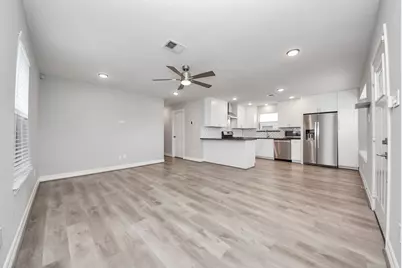 821 E 36th Street, Houston, TX 77022 - Photo 17