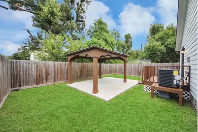 821 E 36th Street, Houston, TX 77022 - Photo 13