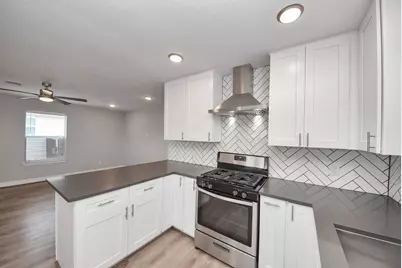 821 E 36th Street, Houston, TX 77022 - Photo 29