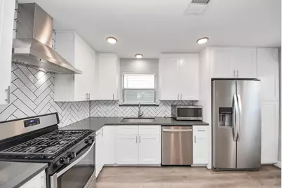 821 E 36th Street, Houston, TX 77022 - Photo 25