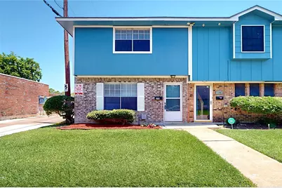 210 W G Street, La Porte, TX 77571 - Photo 1