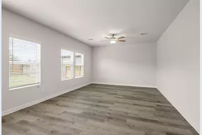 10758 Red Flagstone Drive, Conroe, TX 77306 - Photo 7