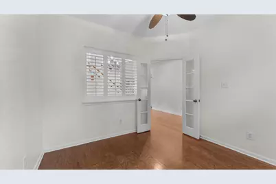 7 Cloud Bank Place, The Woodlands, TX 77382 - Photo 5