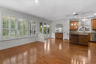 7 Cloud Bank Pl, The Woodlands, TX 77382 - Photo 11