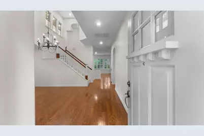7 Cloud Bank Place, The Woodlands, TX 77382 - Photo 3
