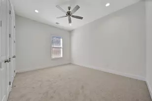 7611 Athlone Dr, Houston, TX 77088 - Photo 35