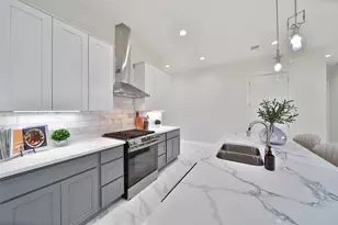 7611 Athlone Dr, Houston, TX 77088 - Photo 37