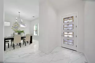 7611 Athlone Dr, Houston, TX 77088 - Photo 13