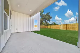 7611 Athlone Dr, Houston, TX 77088 - Photo 39